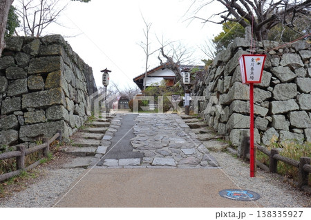 大和郡山城への入口 竹林門跡(奈良県大和郡山市) 大和郡山城への入口 竹林門跡(奈良県大和郡山市) 138335927