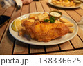 フィシュアンドチップス 138336625