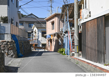 【大分県別府市】鉄輪温泉・住宅街路地裏の風景 138344497