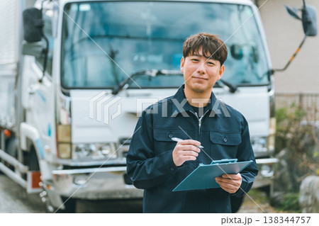 トラックドライバー 138344757