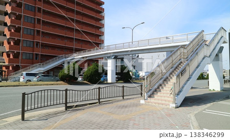 歩道橋 138346299