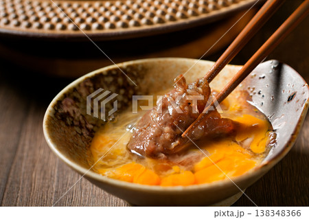すき焼き すき焼き 138348366