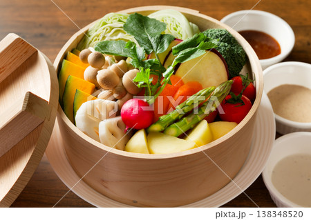 野菜のせいろ蒸し 138348520