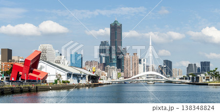 Panoramic view of the Dagang Bridge, 85 Sky Tower, and other buildings. The bridge connects Pier-2 Art Center and Peng-lai Commercial Harbor in Kaohsiung, Taiwan. 138348824