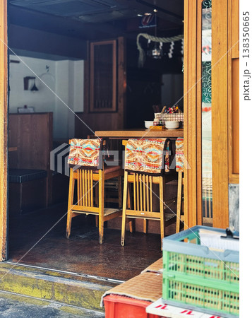 開店前の居酒屋 店頭 開店前の居酒屋 店頭 138350665