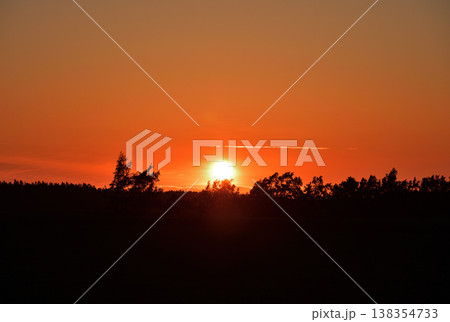 清里町の町境の夕日 清里町の町境の夕日 138354733