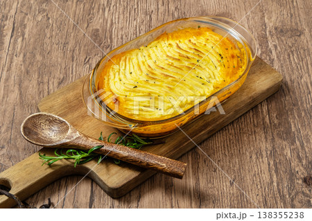 シェパーズ＆コテージパイShepherd's pie and cottage pie  138355238