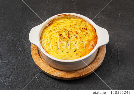 シェパーズ&コテージパイShepherd's pie and cottage pie シェパーズ&コテージパイShepherd's pie and cottage pie 138355242