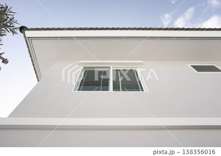 Modern Home Exterior 138356016