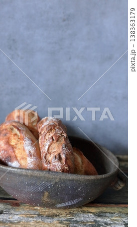 フランスパン バタール 138363179