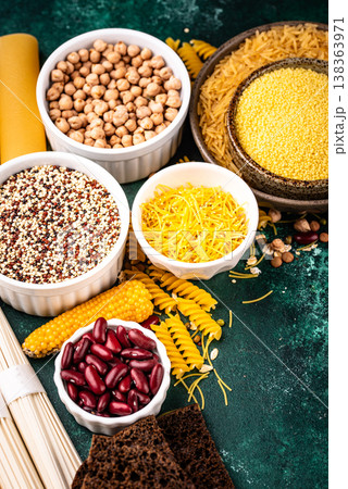 Different sources of carbs in food Different sources of carbs in food 138363971