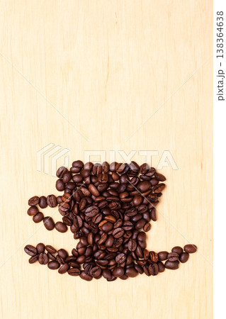 Coffee cup made from roasted beans 138364638