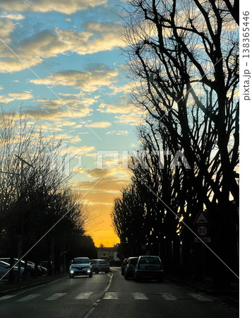 Country road Emilia Romagna, Italy Country road Emilia Romagna, Italy 138365446