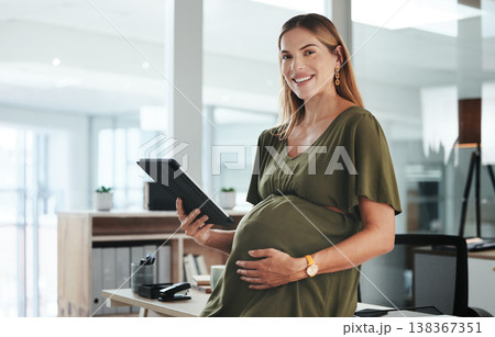 Portrait, tablet and business with a pregnant woman in her office at the start of her maternity leave from work. Company, smile and pregnancy with a happy young employee planning in the workplace 138367351