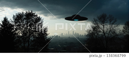 UFO, alien spaceship in the sky, invasion 138368799