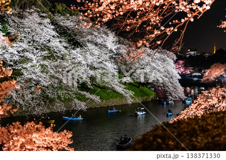 夜桜 ~東京・千鳥ヶ淵・12~ 夜桜 ~東京・千鳥ヶ淵・12~ 138371330