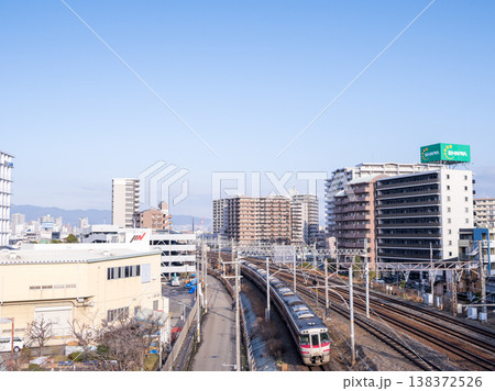 【JR神戸線】神戸・姫路方面へ向かう特急はまかぜ 138372526