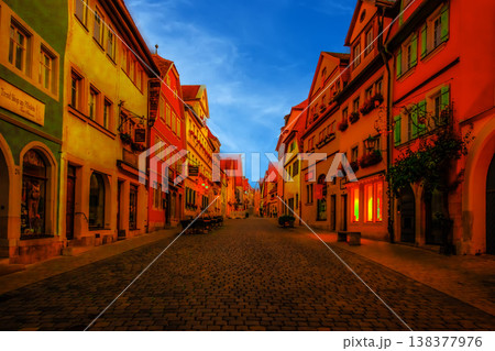美しい街並み 138377976
