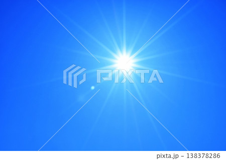 青空と太陽 直射日光 ( fix撮影 ) 青空と太陽 直射日光 ( fix撮影 ) 138378286