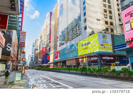 香港のメインストリート ネイザンロード 朝景 香港のメインストリート ネイザンロード 朝景 138379718