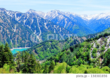 5月の黒部ダム　　　信州の自然　　　信州の風景　　　信州の景色 138381856