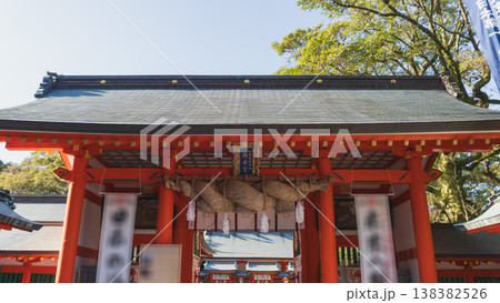 和歌山県：熊野速玉大社の神門／新宮市 138382526