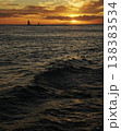 ワイキキビーチ美しいサンセット 138383534