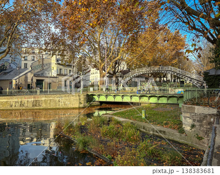Autumn bridge view over canal Saint Martin in Paris, France Autumn bridge view over canal Saint Martin in Paris, France 138383681