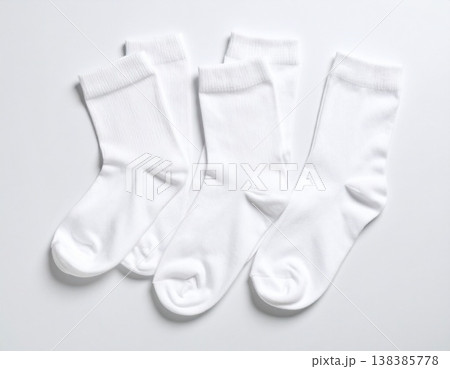 白い無地の靴下　モックアップサンプル　アパレル 138385778