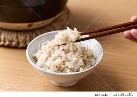 そばの実ご飯 138386103