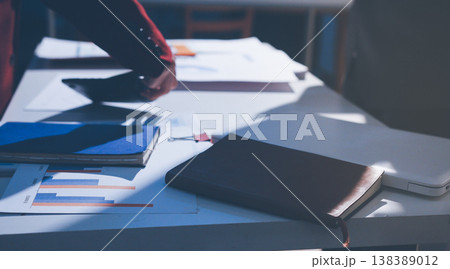 Diverse business people having a team meeting in an office 138389012