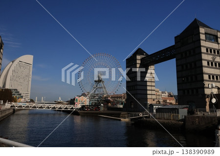 横浜市みなとみらい地区の風景 横浜市みなとみらい地区の風景 138390989