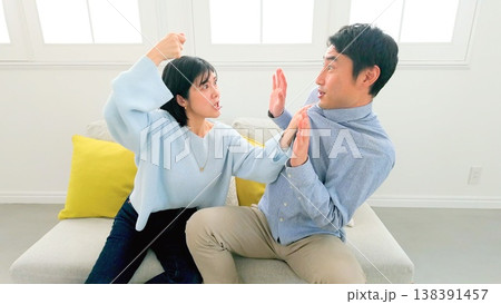 夫婦の揉め事 トラブル イメージ 夫婦の揉め事 トラブル イメージ 138391457