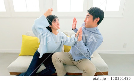 夫婦の揉め事 トラブル イメージ 138391459