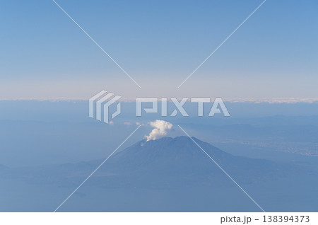 空から見る桜島　火山の風景 138394373