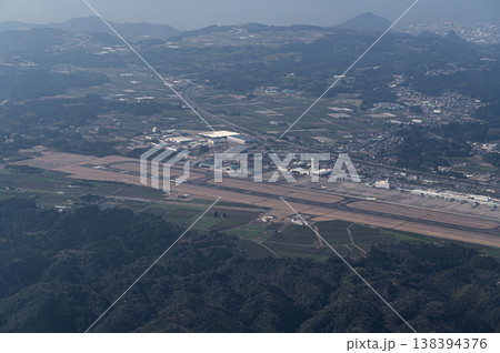 空から見る鹿児島空港 138394376