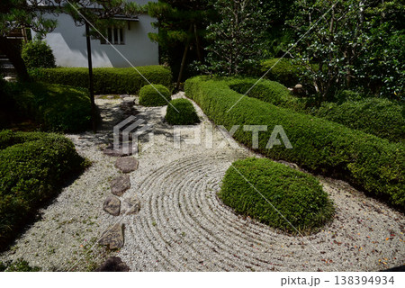滋賀県甲賀市　大池寺蓬莱庭園 138394934