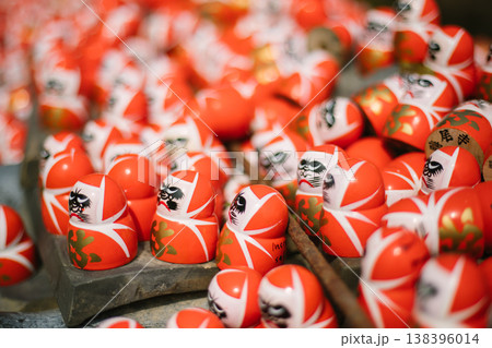 Daruma dolls in Katsuo Ji temple 138396014