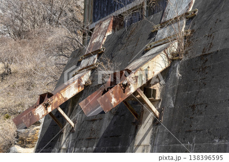 磐戸鉱山跡地 138396595