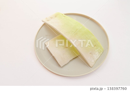大根の皮 138397760