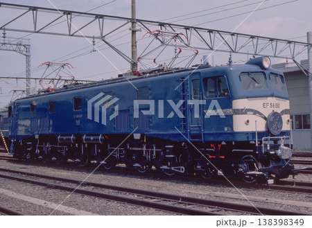 EF58 150 特急「つばめ」丸形マーク 吹田機関区 138398349