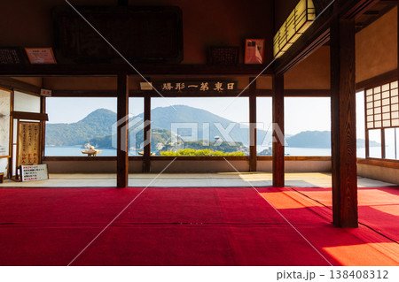 冬の瀬戸内 広島県福山市 鞆の浦 福禅寺對潮楼(対潮楼) 冬の瀬戸内 広島県福山市 鞆の浦 福禅寺對潮楼(対潮楼) 138408312