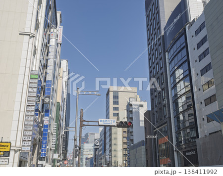銀座西六丁目、蒼穹を背に並び立つ摩天楼 銀座西六丁目、蒼穹を背に並び立つ摩天楼 138411992