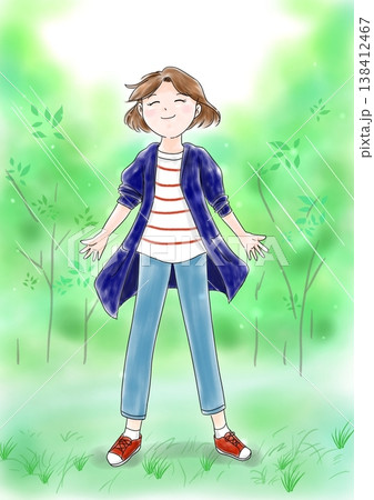森林浴をする女性 138412467