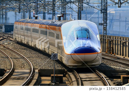 陸奥路から山形へ新たな翼… 山形新幹線『つばさ』E8系~大宮駅にて 陸奥路から山形へ新たな翼… 山形新幹線『つばさ』E8系~大宮駅にて 138412585