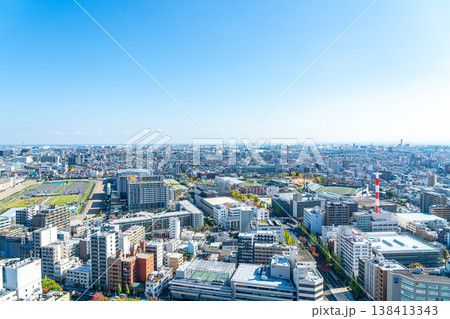 【神奈川県】川崎市役所の展望台から見える川崎駅周辺の街並み 138413343