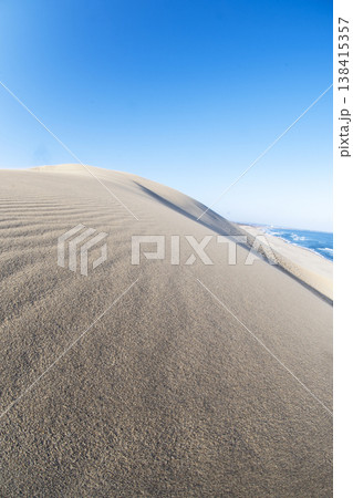 鳥取砂丘の美しい風景 138415357