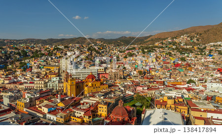 メキシコ・グアナファトの都市風景 138417894