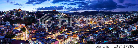メキシコ・グアナファトの夜景 メキシコ・グアナファトの夜景 138417896