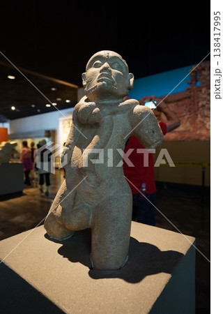 メキシコ　国立人類学博物館 138417995